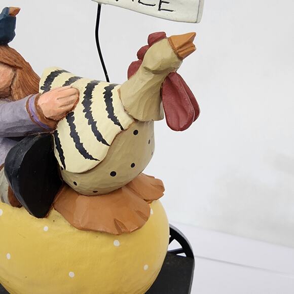 Williraye Studios Folk Art "Egg Money" Girl on Egg Pull Toy Chickens WW7421 - Picture 3 of 11